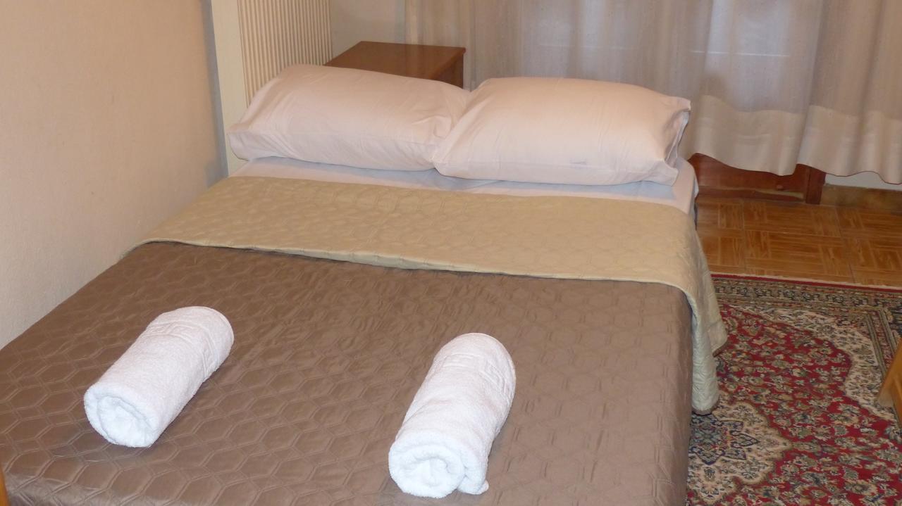 Nea Peramos Large Apartment Near The Beach Luaran gambar